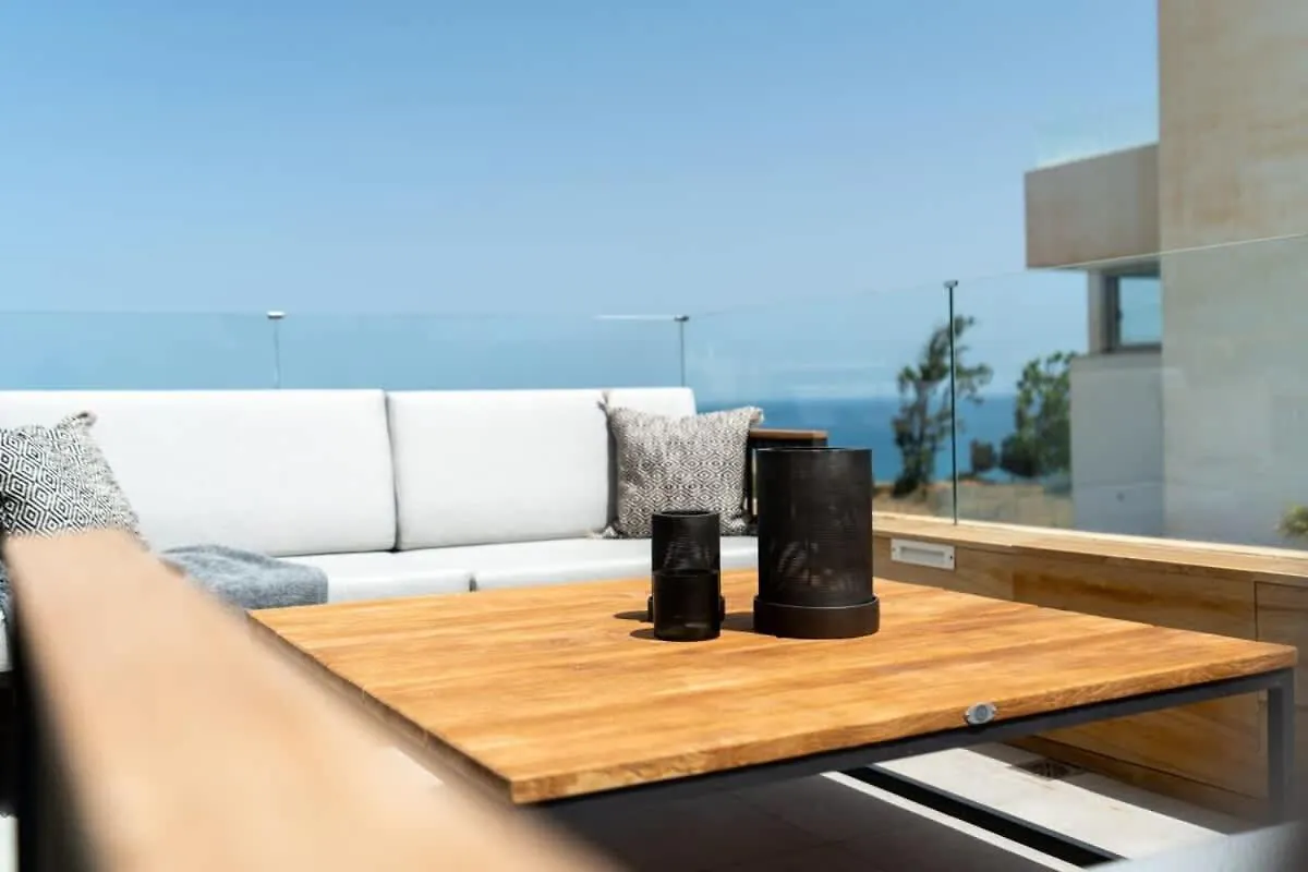 Villa Palm Beach - Incredible Villa With 5 Rooms, Amazing Sea View And Private Pool Fuengirola