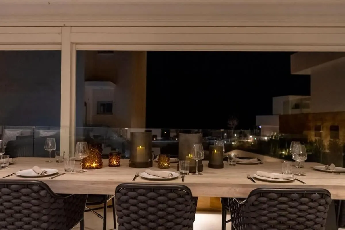 Villa Palm Beach - Incredible Villa With 5 Rooms, Amazing Sea View And Private Pool Fuengirola